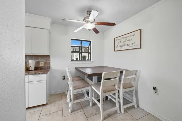 $305,000 | 439 Pompano Street, Bayou Vista, TX 77563