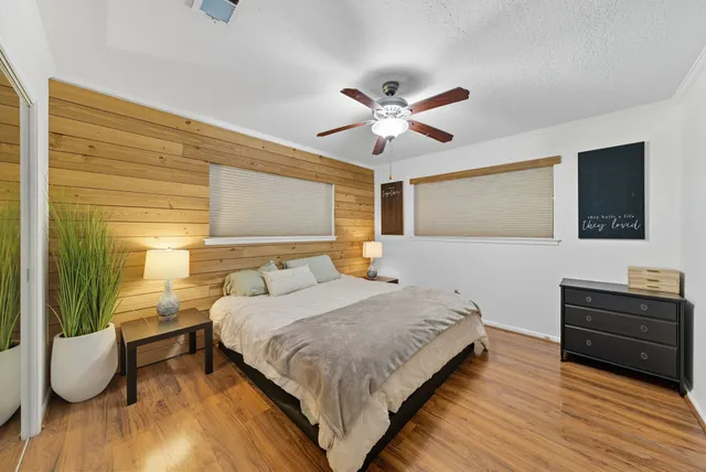 $305,000 | 439 Pompano Street, Bayou Vista, TX 77563