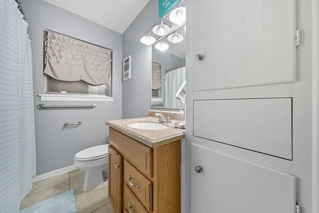 $305,000 | 439 Pompano Street, Bayou Vista, TX 77563