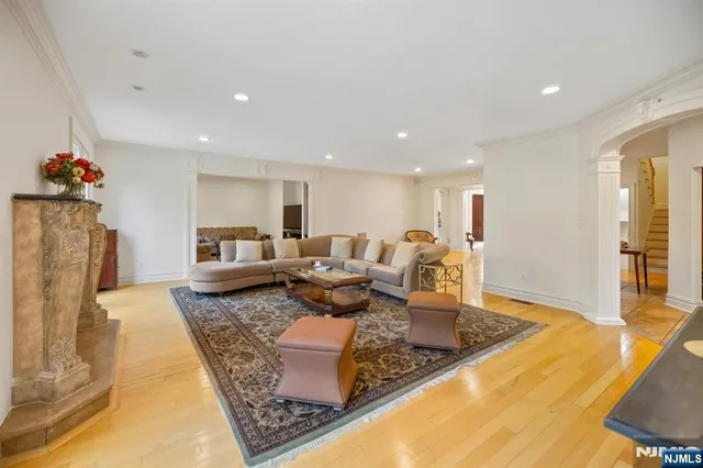 $3,849,000 | 71 Roberts Road, Englewood Cliffs, NJ 07632