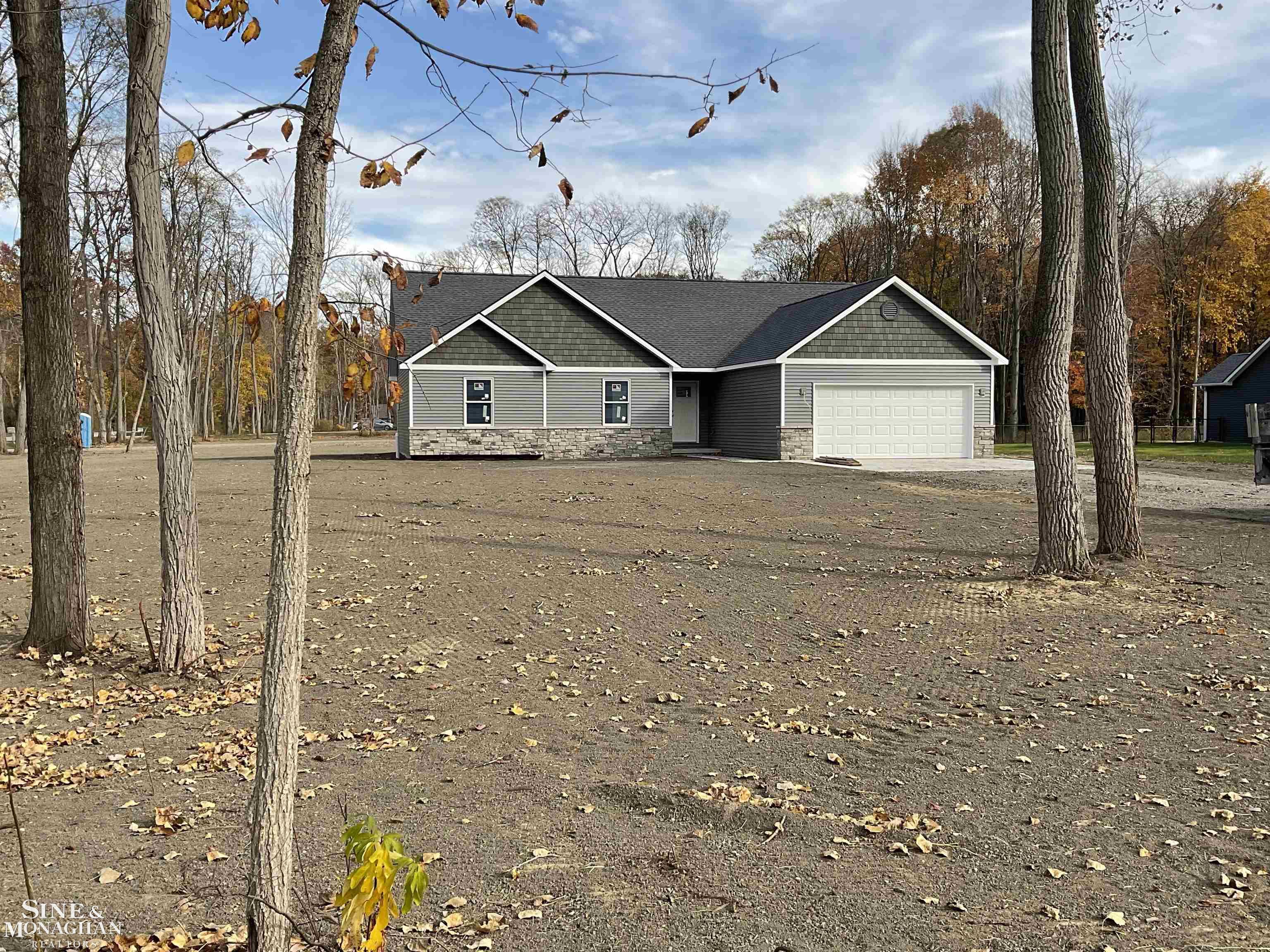 8755 Stone Road Algonac, MI 48001 - Photo 4 of 38 50086794-3.JPG