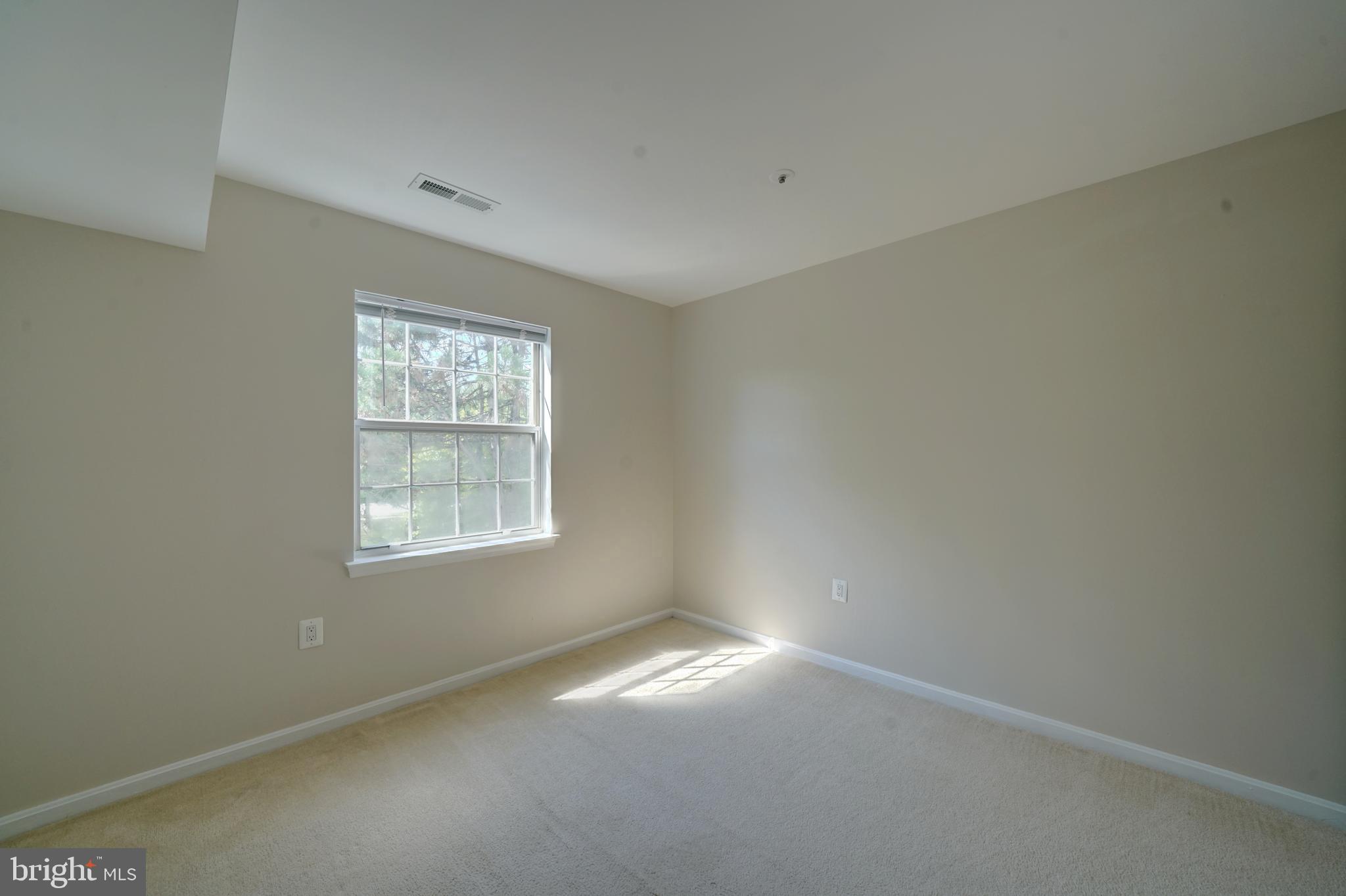 8393 Montgomery Run Road, Unit I Ellicott City, MD 21043 - Photo 29 of 31 Gallery Image 29