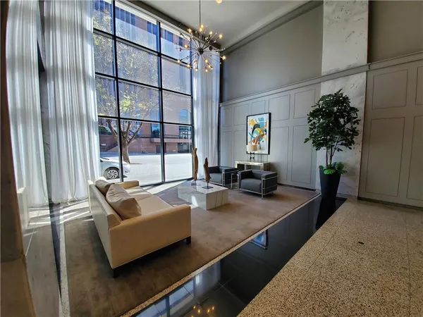 $1,795 | 620 Peachtree Street Northeast, Unit 1011, Atlanta, GA 30308