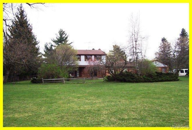 67630 Dequindre Road Washington, MI 48095 - Photo 1 of 15 1 Front 2.jpg