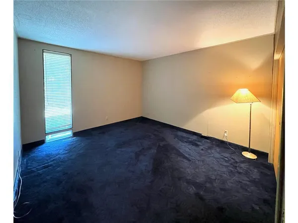 $270,000 | 1004 South Ramsey Street, Redwood Falls, MN 56283