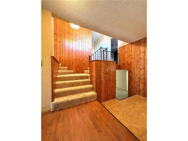 $270,000 | 1004 South Ramsey Street, Redwood Falls, MN 56283