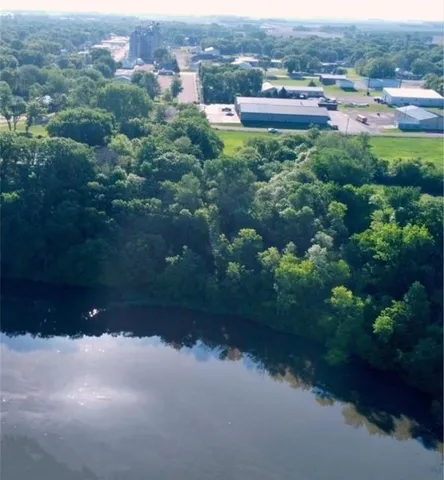 $285,000 | 1004 South Ramsey Street, Redwood Falls, MN 56283