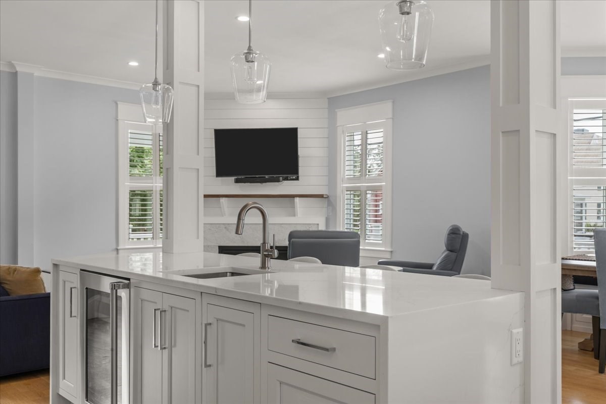 74-76 Butler Road Quincy, MA 02169 - Photo 7 of 42 Gallery Image 7