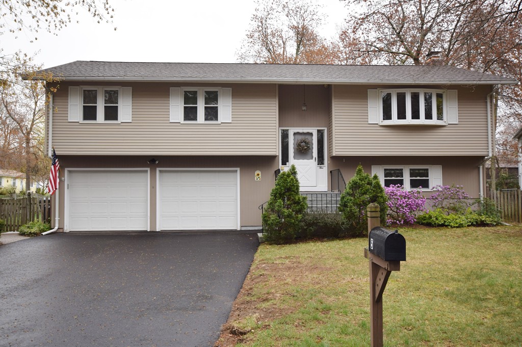 5 Trail Circle Springfield, MA 01118 - Photo 1 of 30 Gallery Image 1
