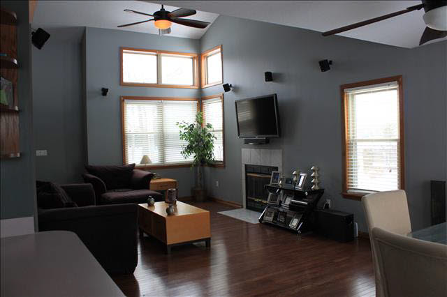 4737 East Dunbar Road Monroe, MI 48161 - Photo 10 of 19 20391585-9.JPG