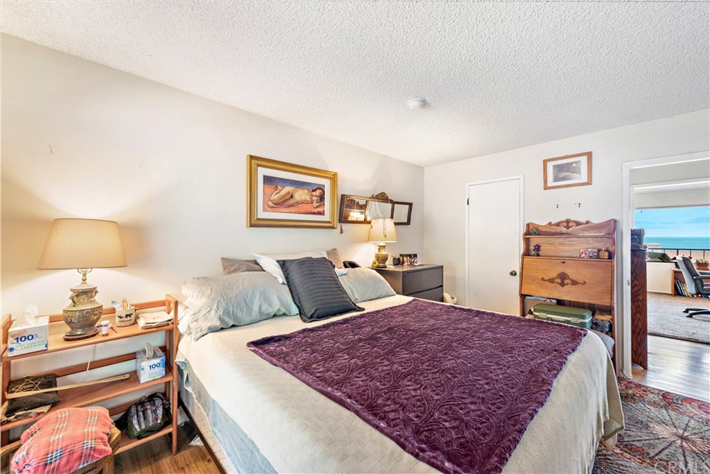 1782 Ocean Way Laguna Beach, CA 92651 - Photo 12 of 27 All bedrooms have ensuite baths.