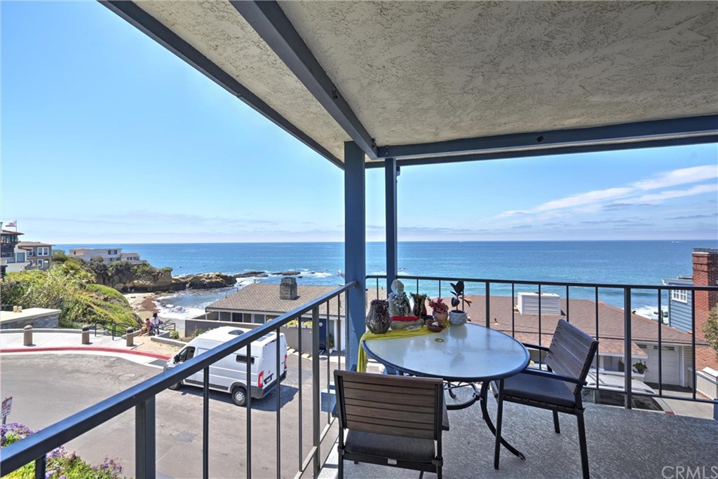 1782 Ocean Way Laguna Beach, CA 92651 - Photo 6 of 27 View towards nearby Pearl Street stairs.