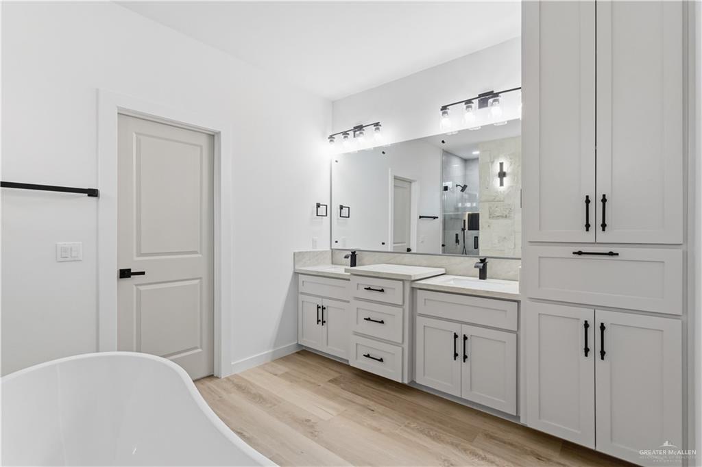 9804 North 25th Street McAllen, TX 78504 - Photo 12 of 19
