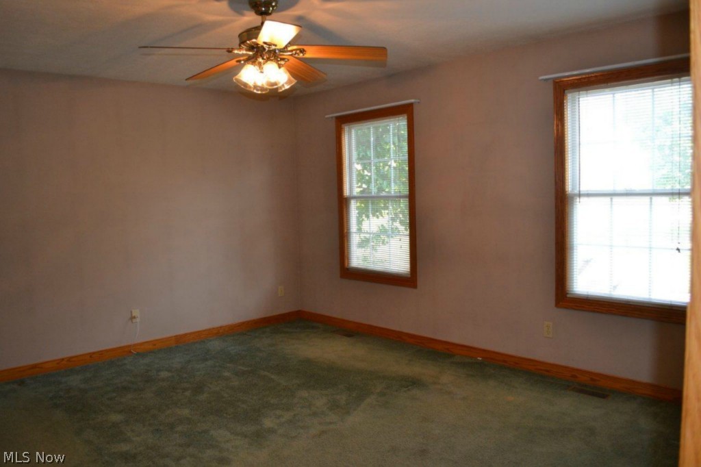 5924 Wentworth Road Southwest Canton, OH 44706 - Photo 10 of 24