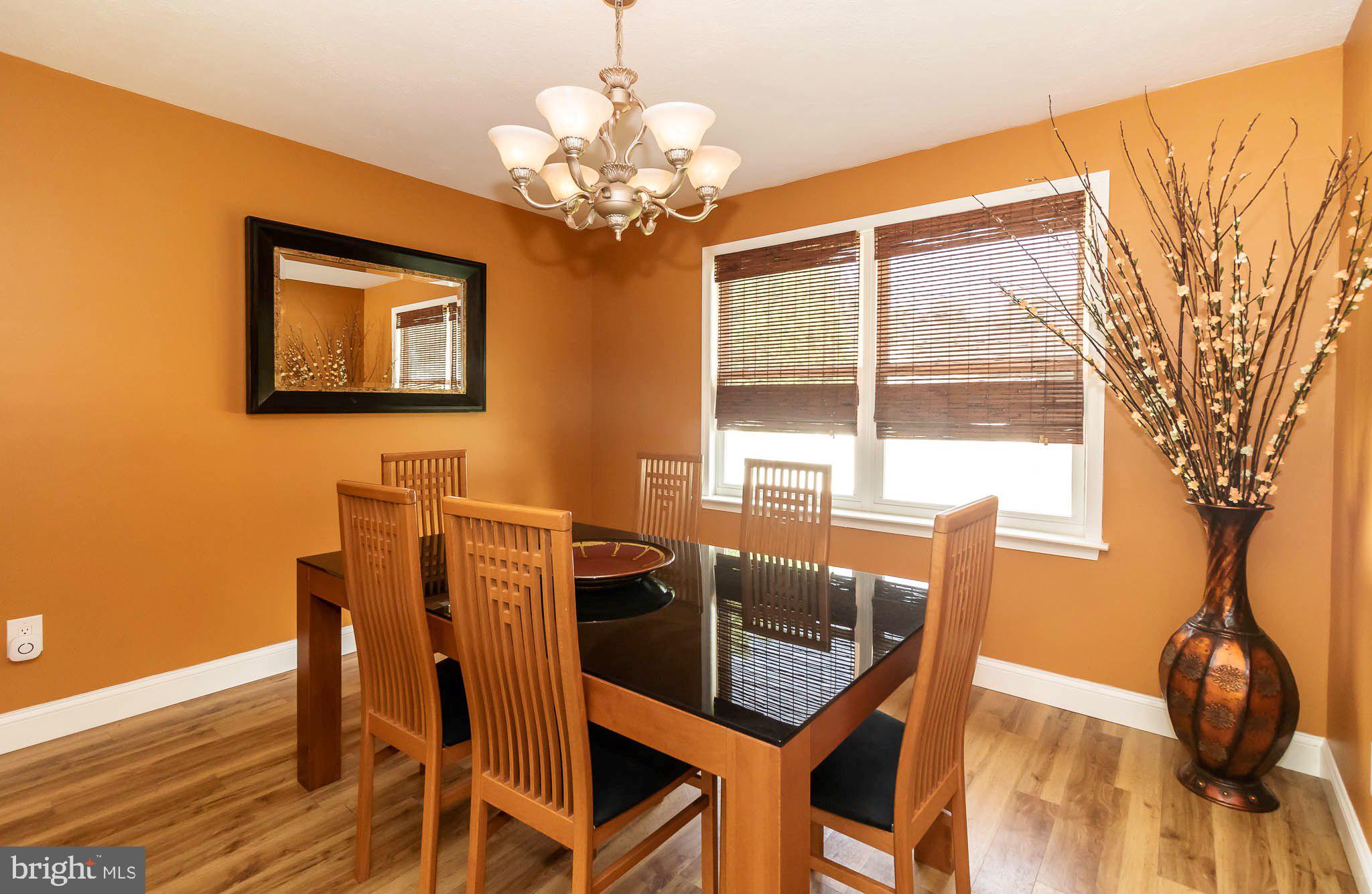 12 Vicksburg Road Clementon, NJ 08021 - Photo 13 of 27 Dining Room