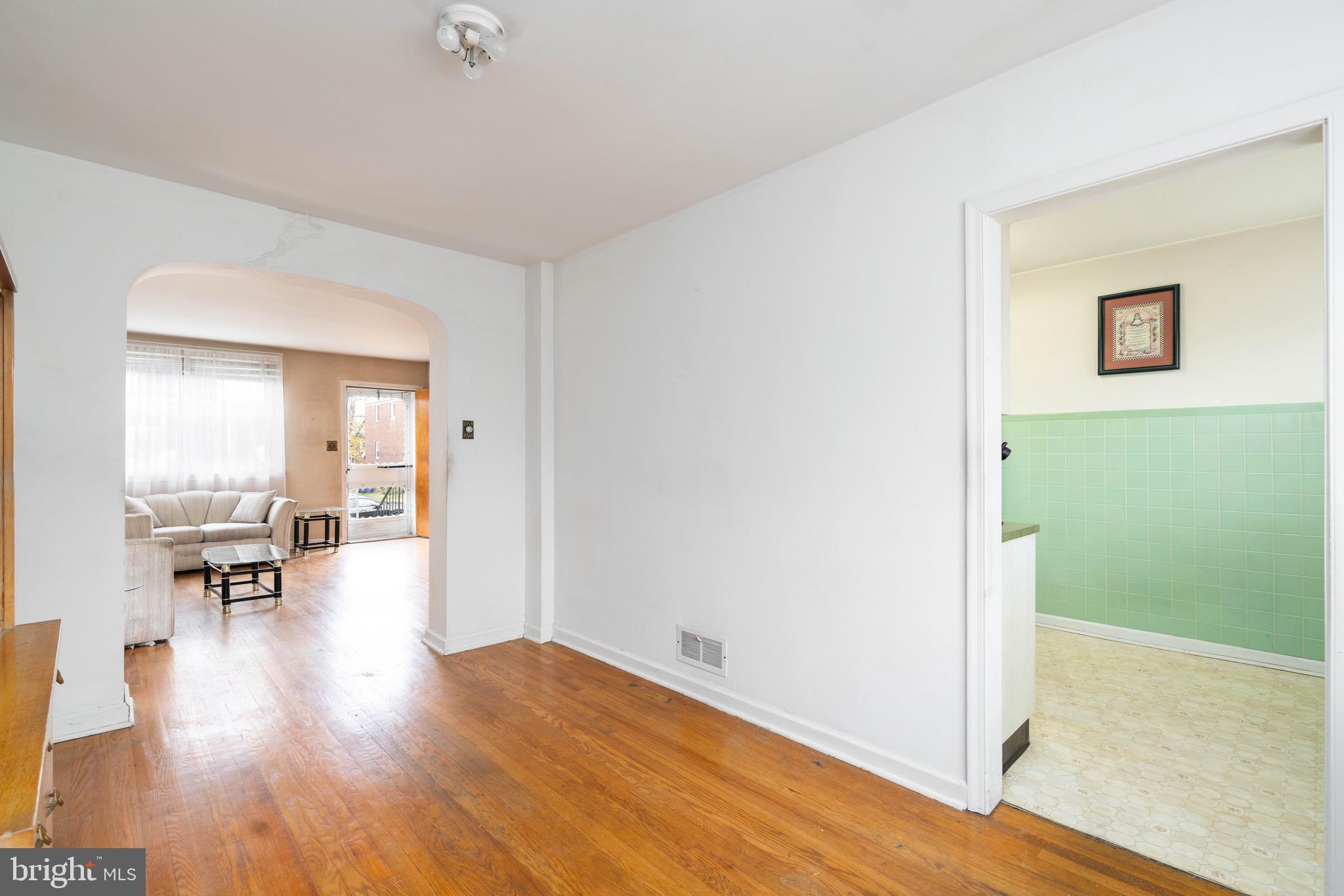 1016 Clayton Road Wilmington, DE 19805 - Photo 6 of 23