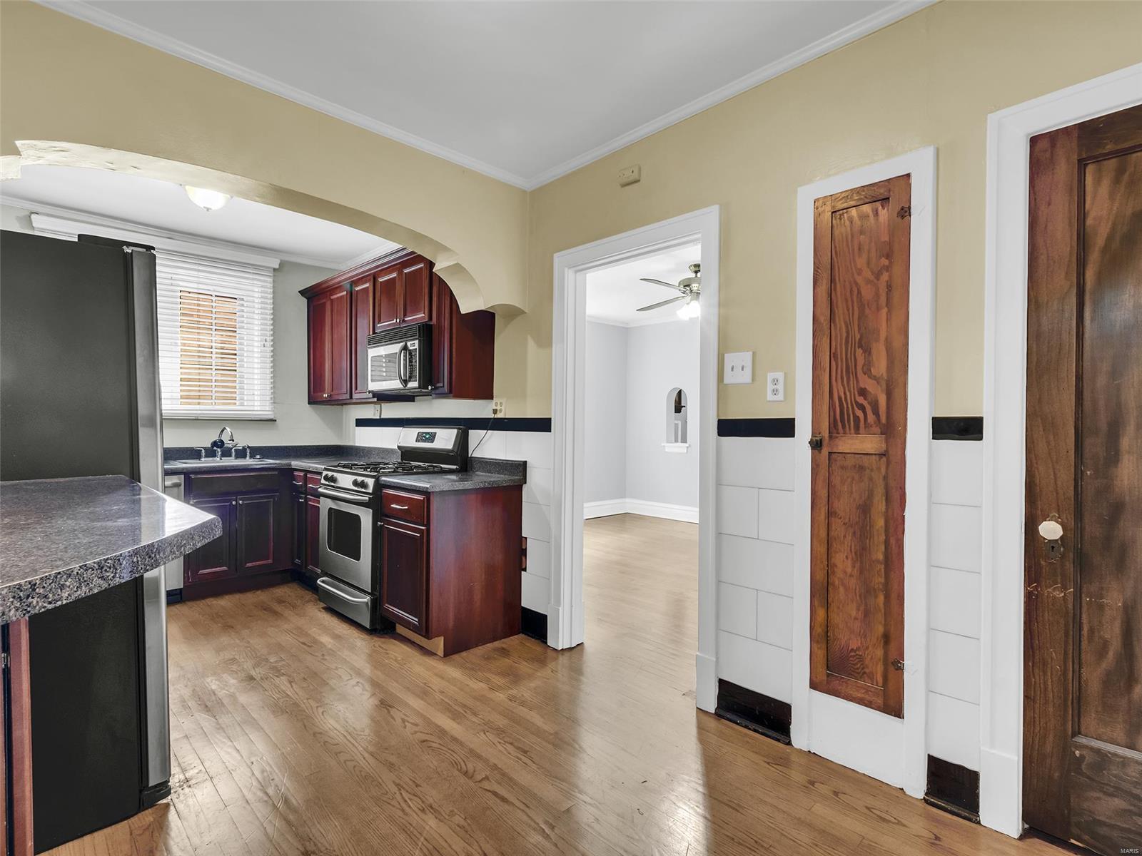 314 South Hanley Road, Unit 1S St. Louis, MO 63105 - Photo 12 of 17