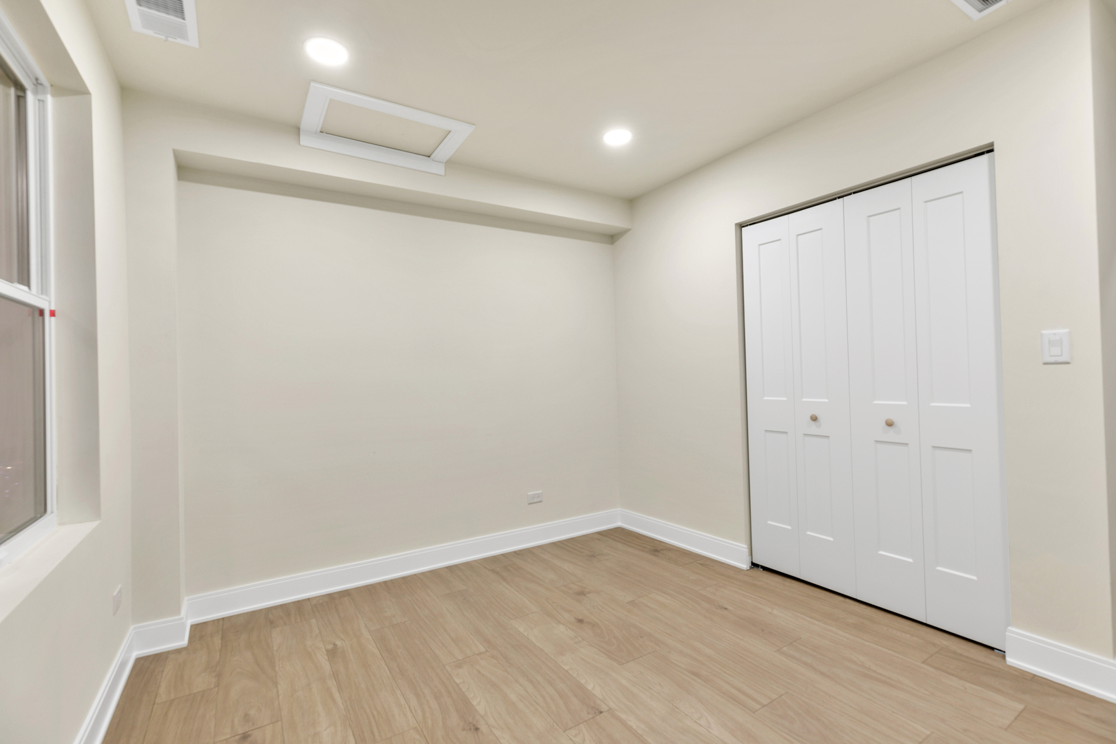 317 Canal Street, Unit B Lemont, IL 60439 - Photo 11 of 15 a view of an empty room