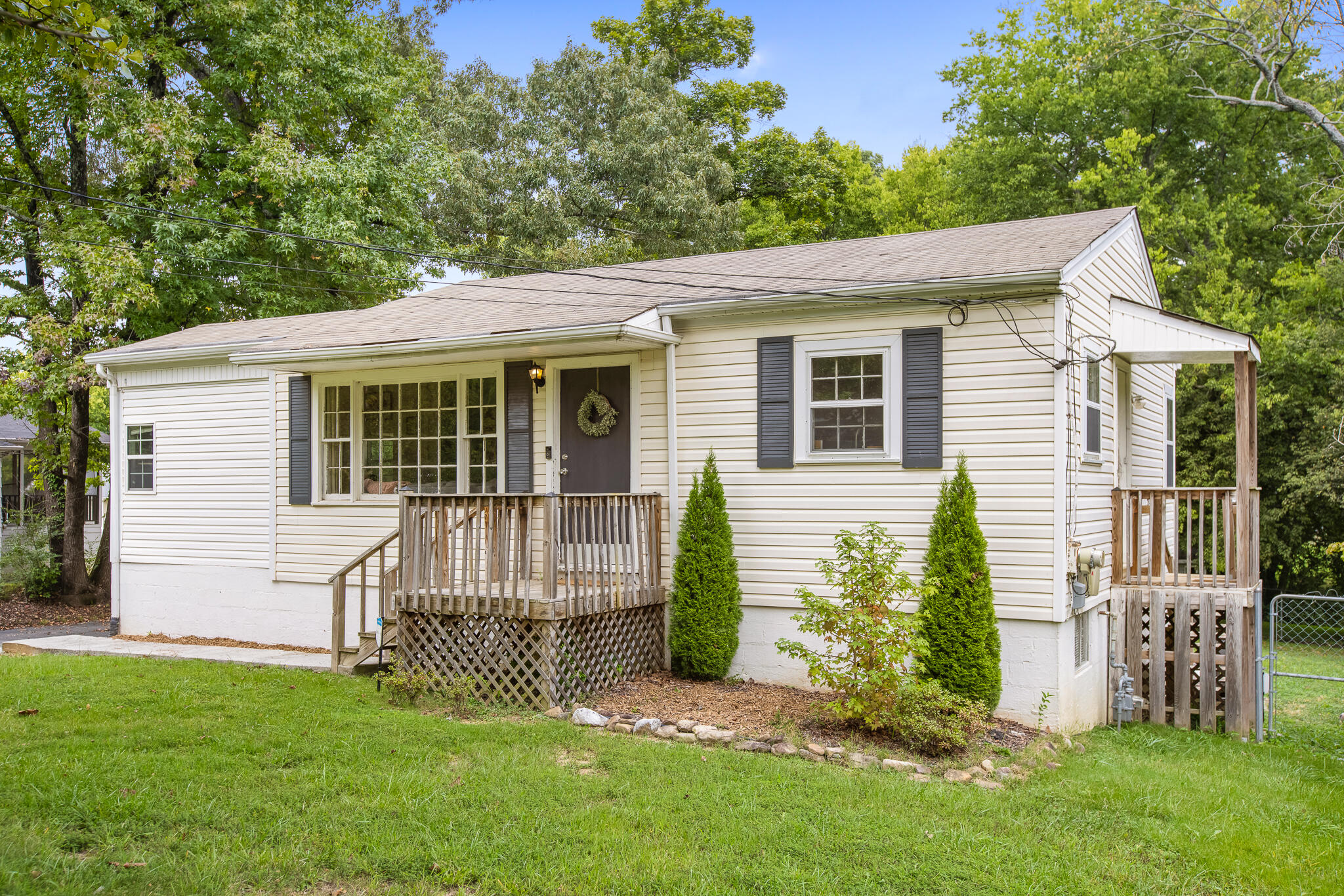 1405 O'neal Road Hixson, TN 37343 - Photo 3 of 32 1405 Oneal Rd Hixson TN 37343