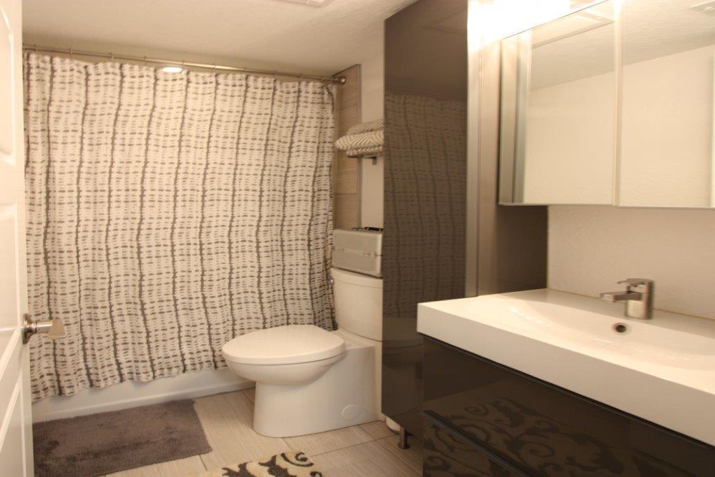 755 Dotterel Road, Unit 1203 Delray Beach, FL 33444 - Photo 15 of 23 Bathroom