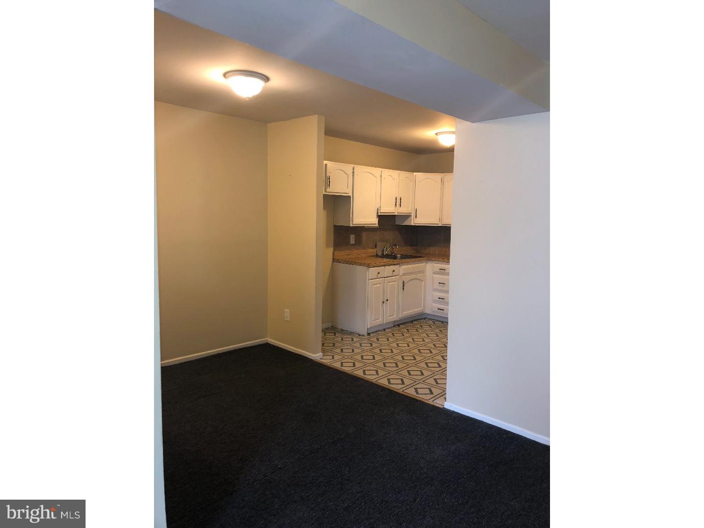 2828 Saxton Road Philadelphia, PA 19114 - Photo 4 of 10