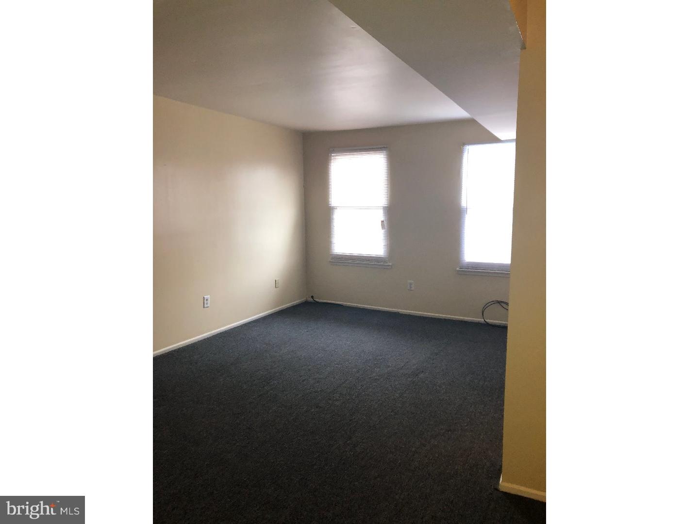 2828 Saxton Road Philadelphia, PA 19114 - Photo 8 of 10