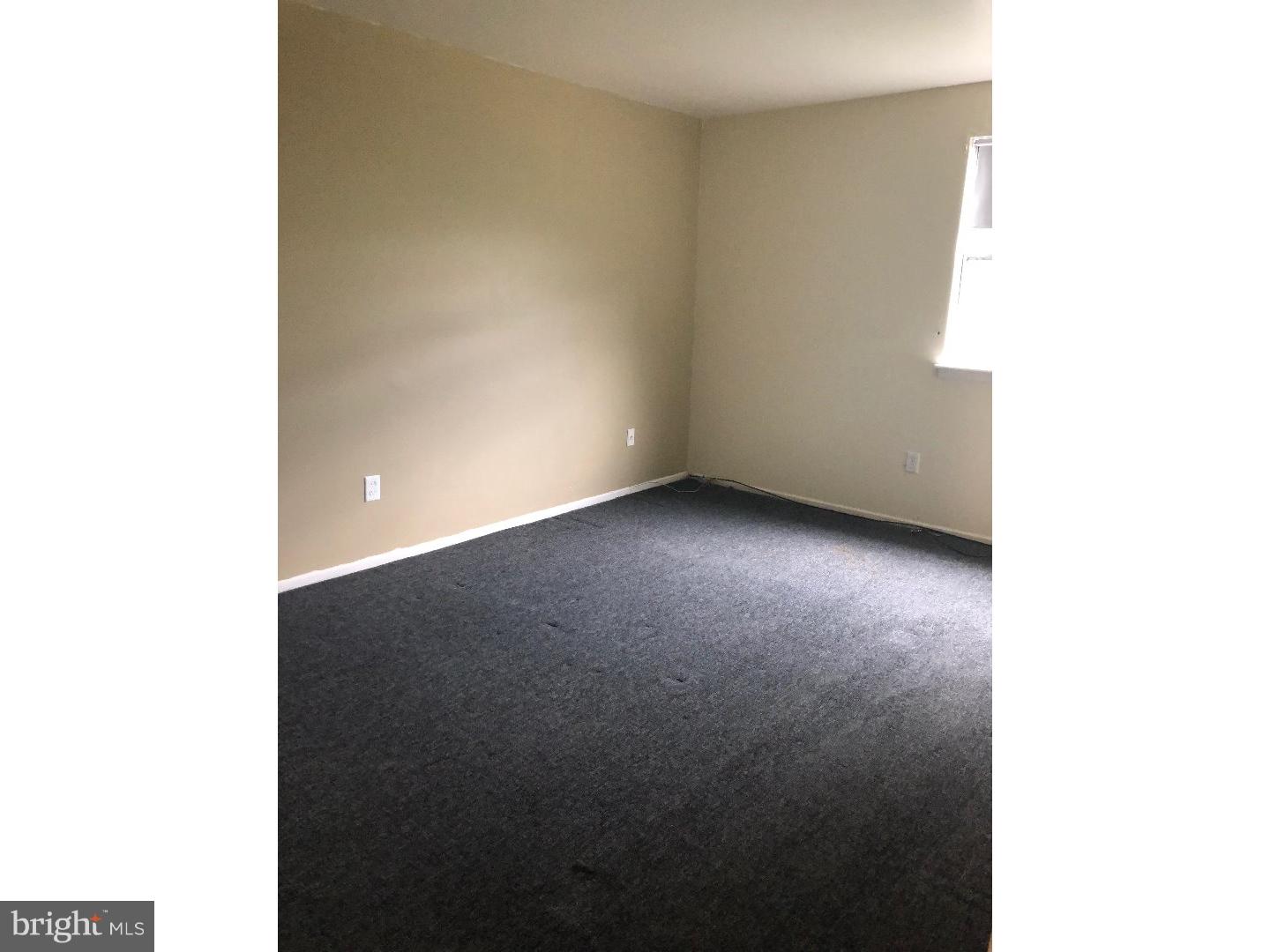 2828 Saxton Road Philadelphia, PA 19114 - Photo 9 of 10