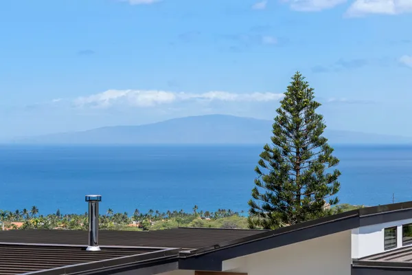 $6,000 | 561 Kaleo Place, Kihei, HI 96753