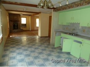 3149 South Woodward Street Springfield, IL 62703 - Photo 4 of 10 Gallery Image 4
