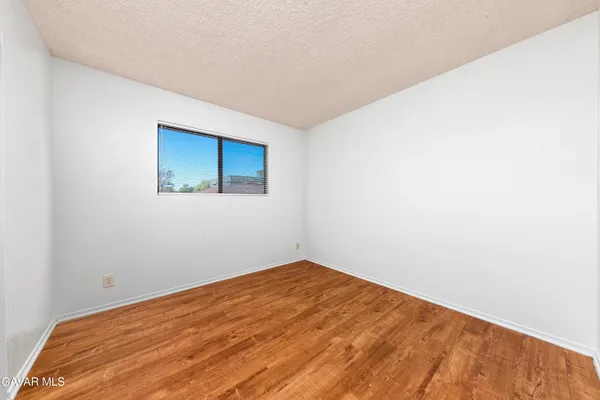 $389,900 | 1822 Park Cir Drive, Lancaster, CA 93535