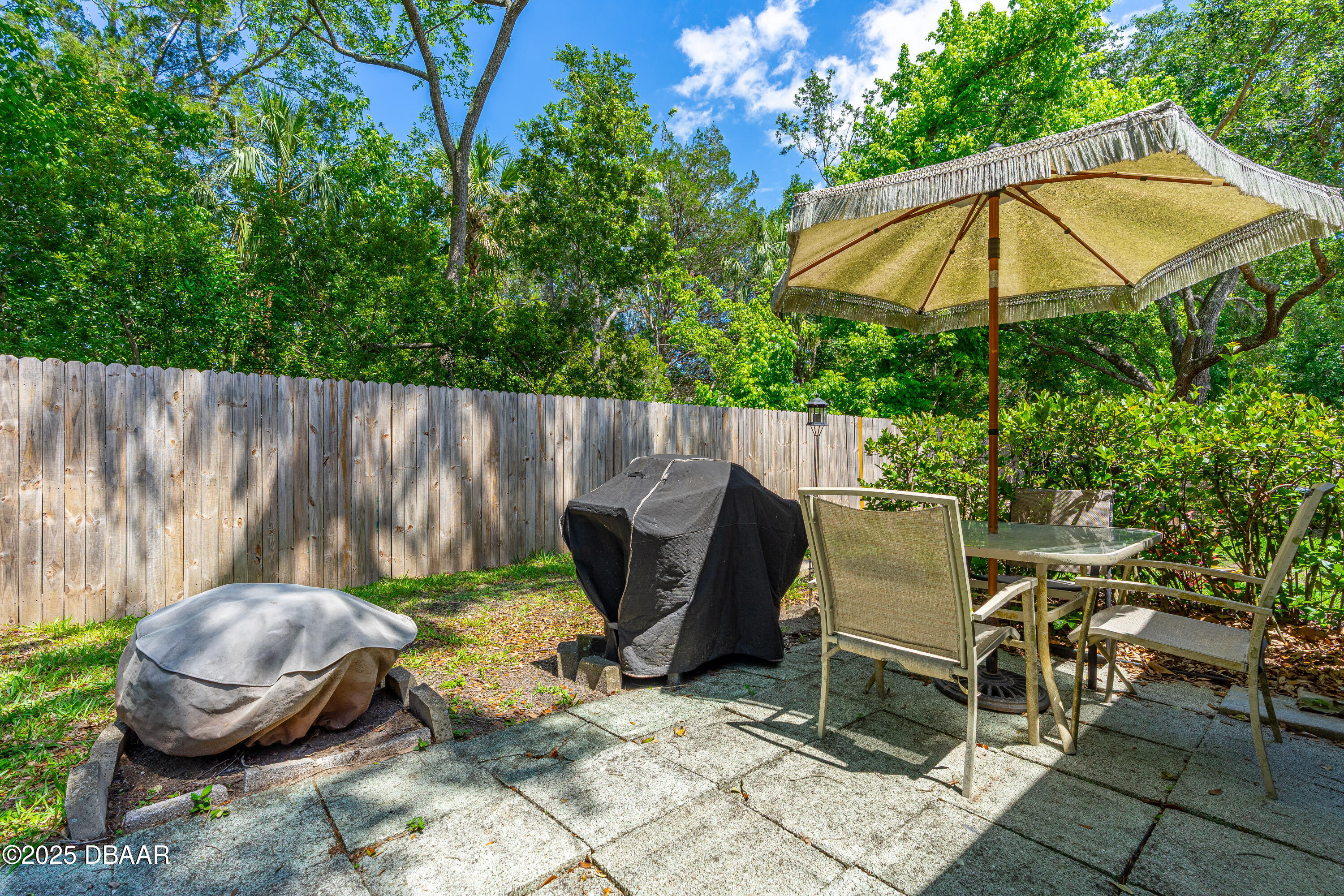 1302 Deer Springs Road Port Orange, FL 32129 - Photo 27 of 32 Outdoor patio