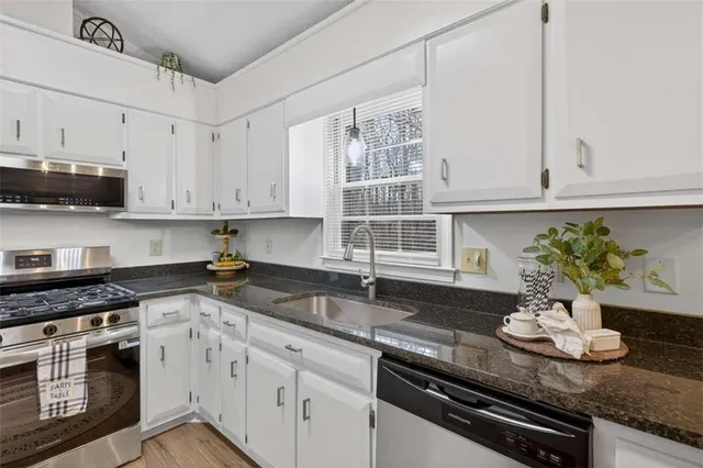 $325,000 | 2444 Windridge Drive Northeast, Conyers, GA 30013