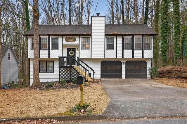 $325,000 | 2444 Windridge Drive Northeast, Conyers, GA 30013