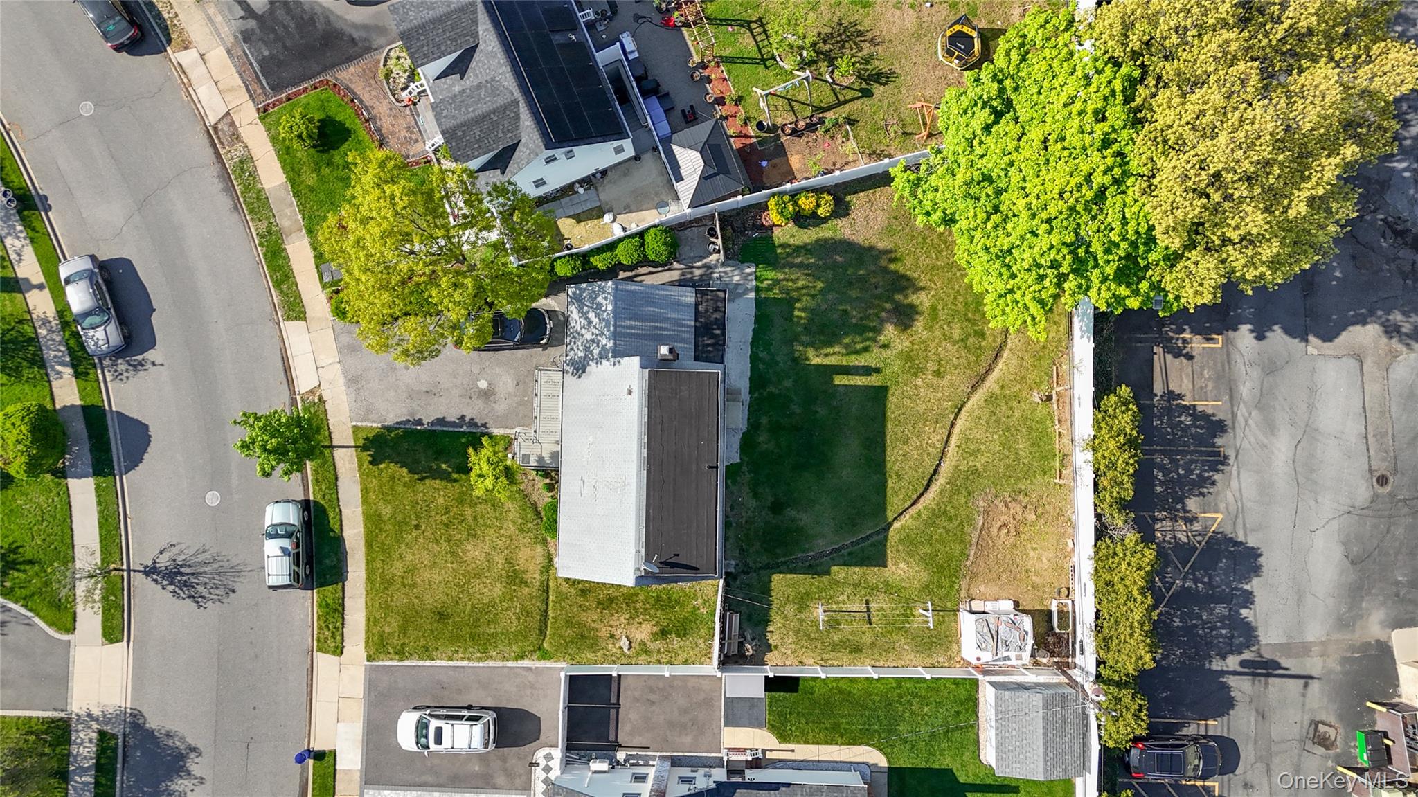 47 Cardinal Road Levittown, NY 11756 - Photo 7 of 15