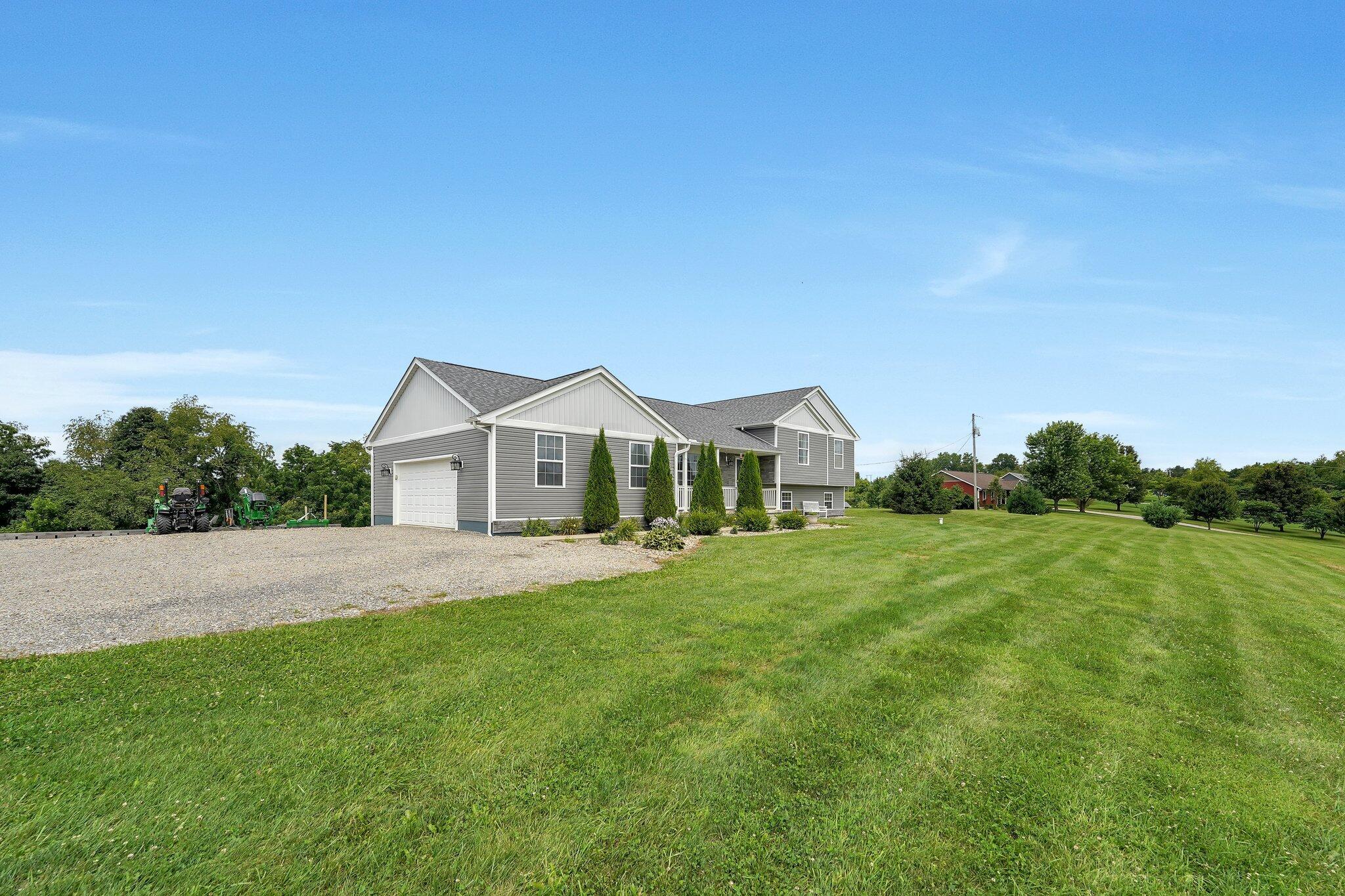 445 Morgan Road Zanesville, OH 43701 - Photo 27 of 27 3-web-or-mls-445-morgan-rd