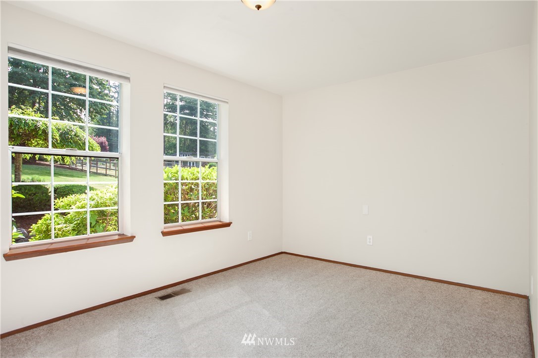 13633 183rd Avenue Southeast Renton, WA 98059 - Photo 17 of 25 Gallery Image 17