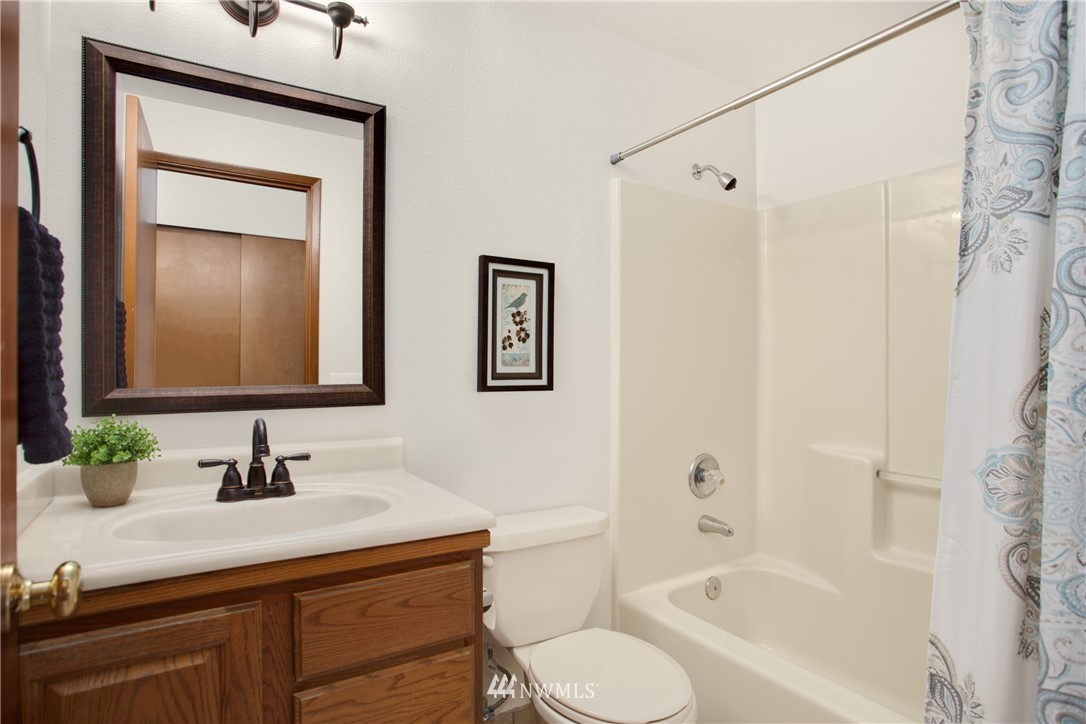 13633 183rd Avenue Southeast Renton, WA 98059 - Photo 19 of 25 Gallery Image 19