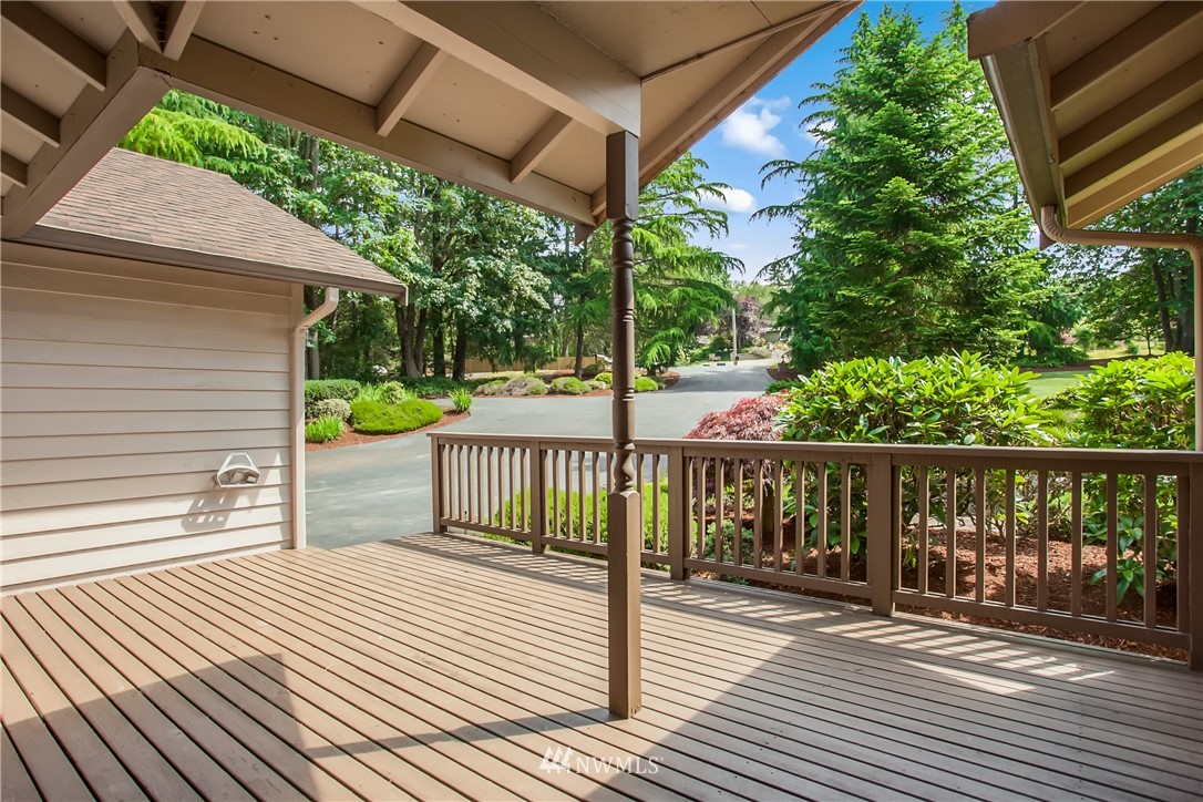 13633 183rd Avenue Southeast Renton, WA 98059 - Photo 3 of 25 Gallery Image 3