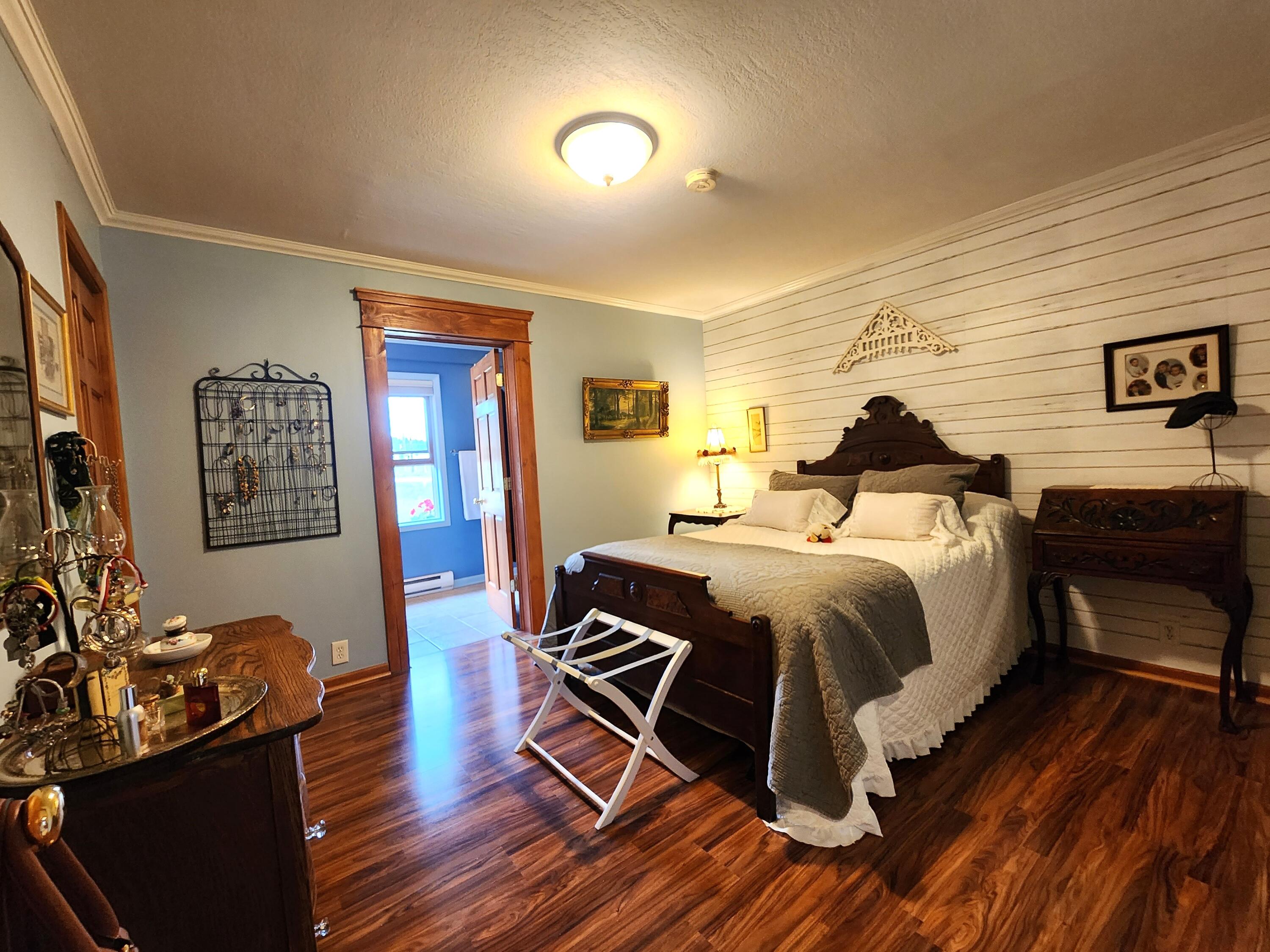 562 Hayes Tower Road Gaylord, MI 49735 - Photo 18 of 38 Gallery Image 18
