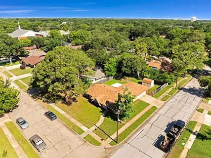 $285,000 | 2203 Granada Drive, Irving, TX 75060