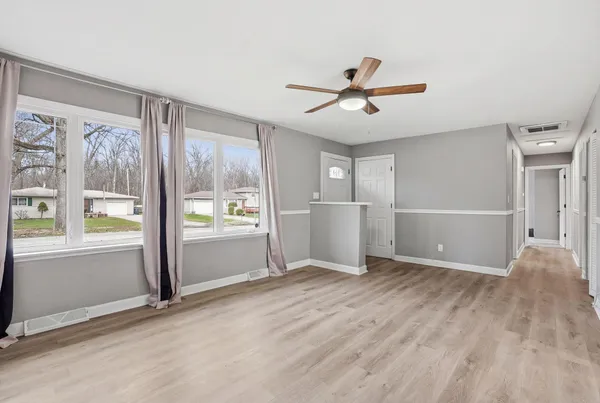 $1,700 | 5035 Roosevelt Place, Gary, IN 46408