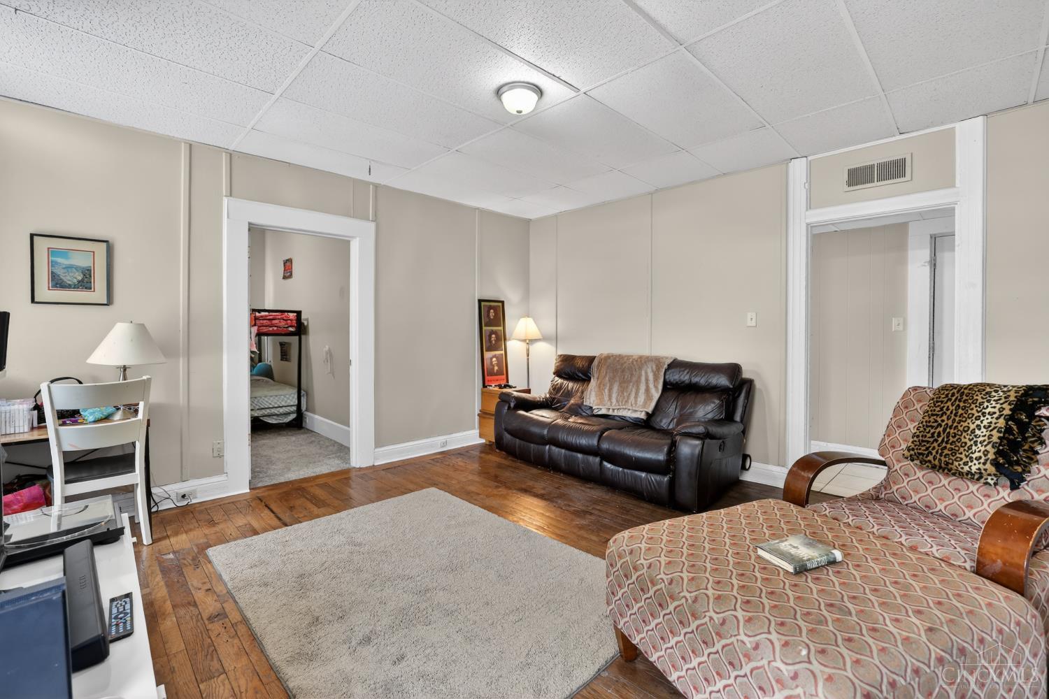 7049 Montgomery Road Silverton, OH 45236 - Photo 60 of 67
