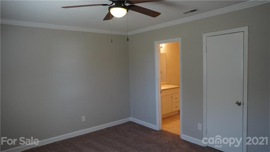 4521 Regal Oaks Road Gastonia, NC 28056 - Photo 9 of 17