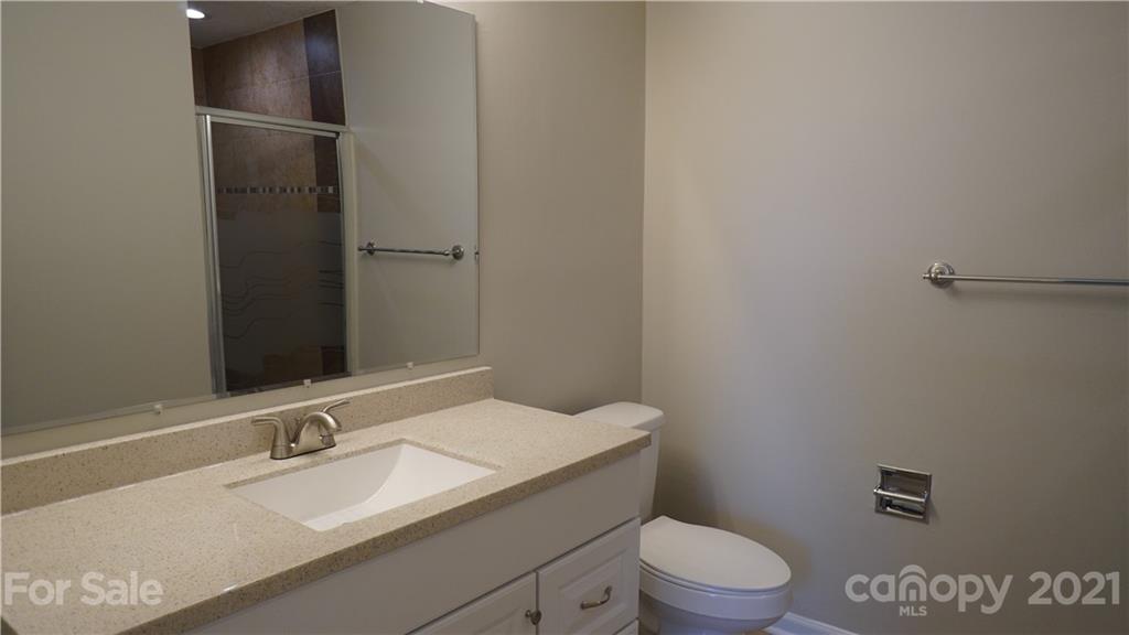 4521 Regal Oaks Road Gastonia, NC 28056 - Photo 10 of 17
