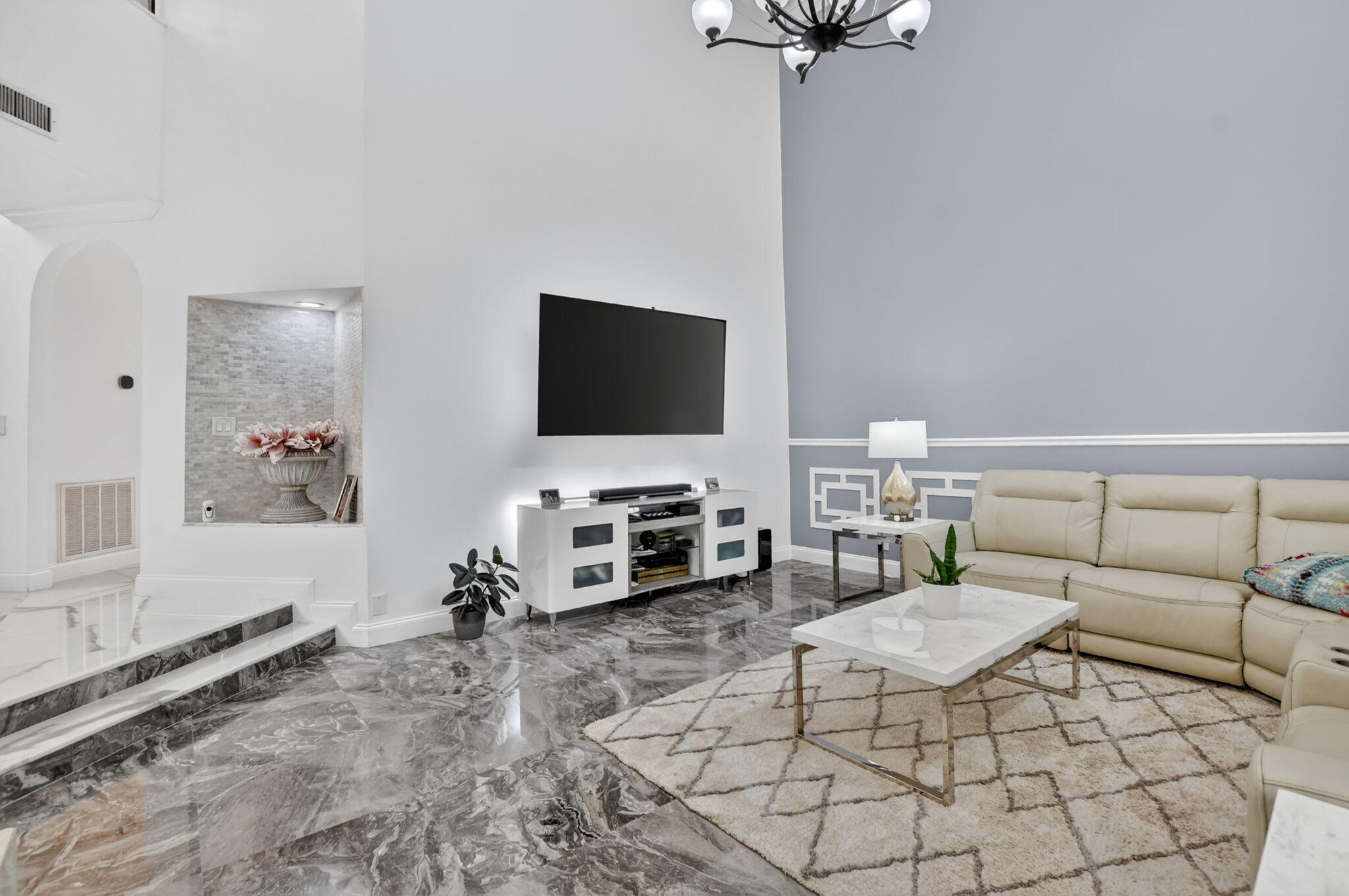 23260 Mirabella Circle North Boca Raton, FL 33433 - Photo 10 of 71 10-web-or-mls-DSC_2570