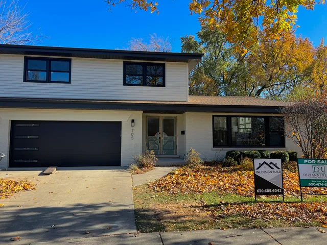 $1,100,000 | 705 Edgewood Avenue, Elmhurst, IL 60126