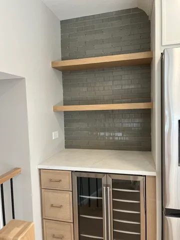 $1,100,000 | 705 Edgewood Avenue, Elmhurst, IL 60126