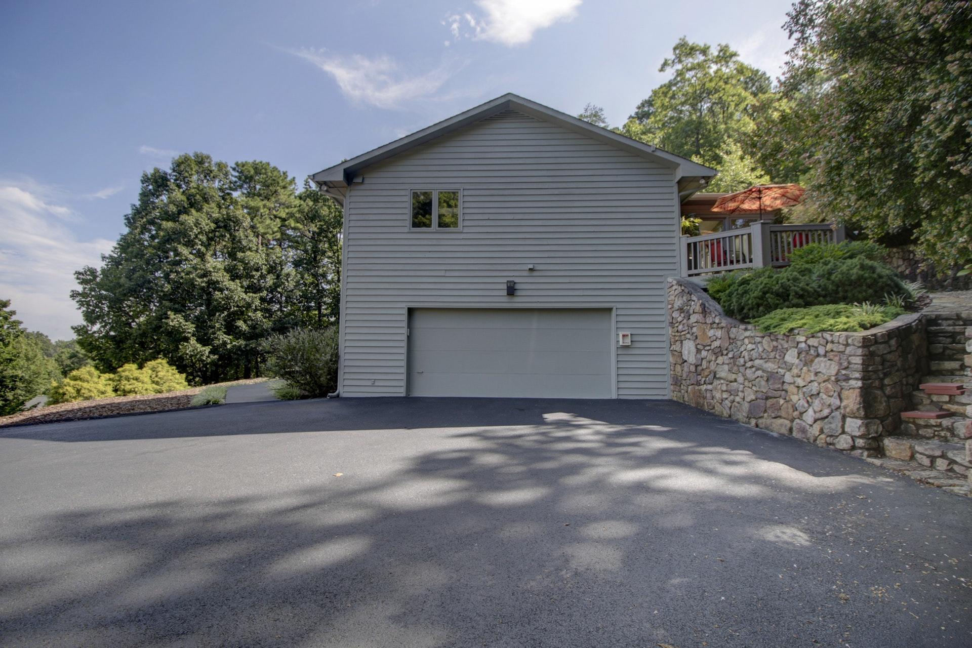 5200 Fox Ridge Road Southwest Roanoke, VA 24018 - Photo 41 of 59 062-246126-_MG_1429_30_31_32_33_5519846