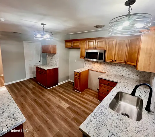 $168,900 | 2304 Tucker Avenue, Pascagoula, MS 39567