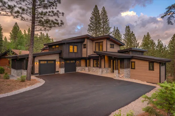 $3,149,000 | 11417 China Camp Road, Truckee, CA 96161
